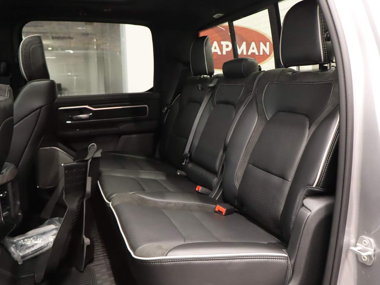 2026 RAM 1500 Laramie - Photo 12