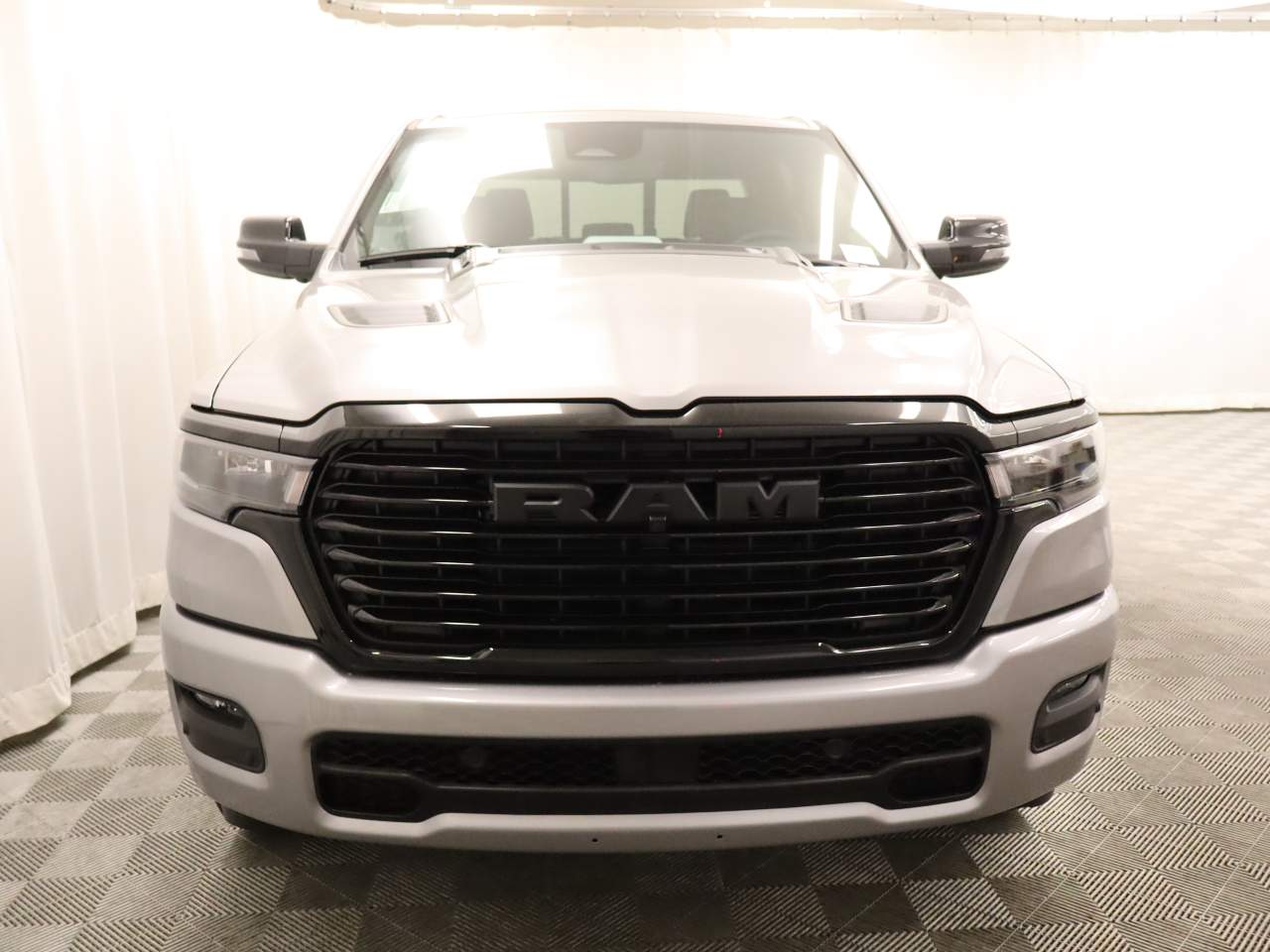 2025 Ram 1500 Crew Cab Laramie