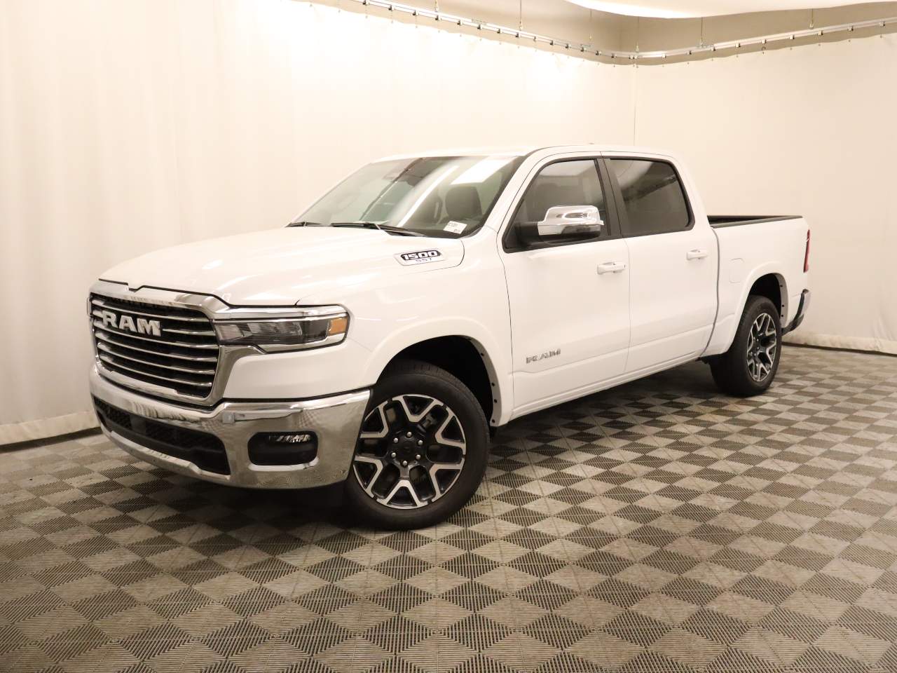 2025 Ram 1500 Laramie Crew Cab