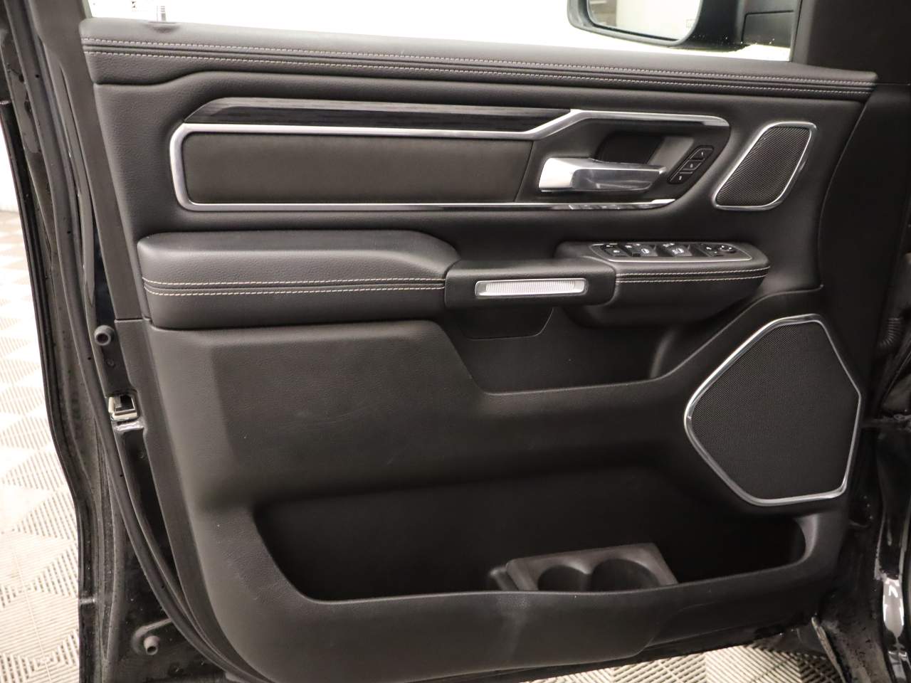 2023 Ram 1500 Laramie Crew Cab