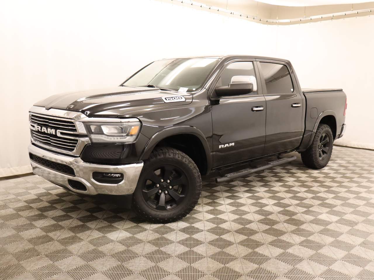 2022 Ram 1500 Laramie Crew Cab