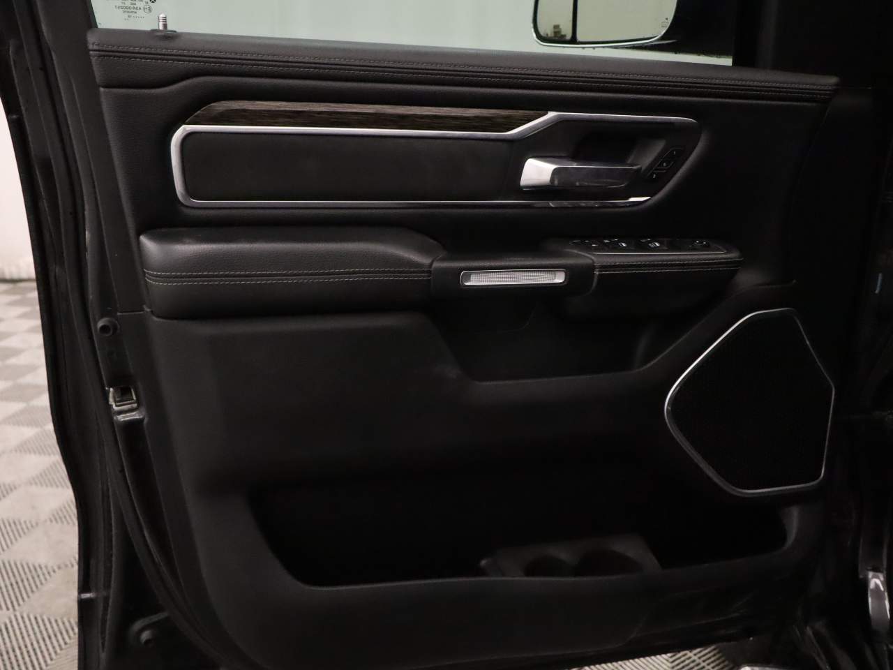 2019 Ram 1500 Laramie Crew Cab
