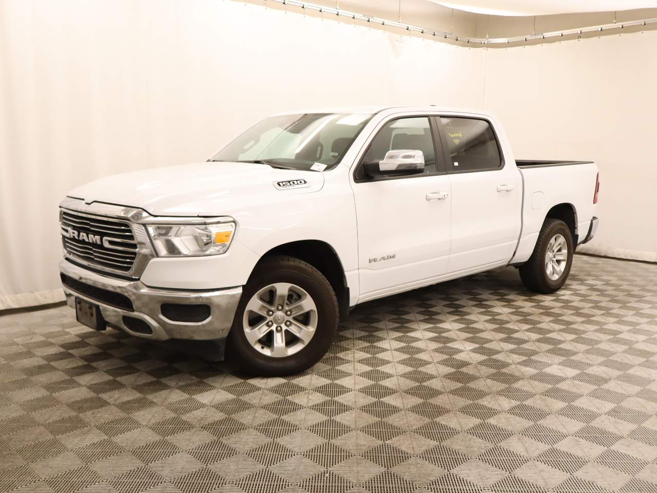 2024 Ram 1500 Laramie Crew Cab