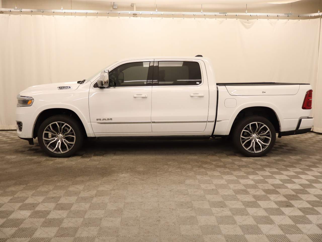 2025 Ram 1500 Tungsten Crew Cab