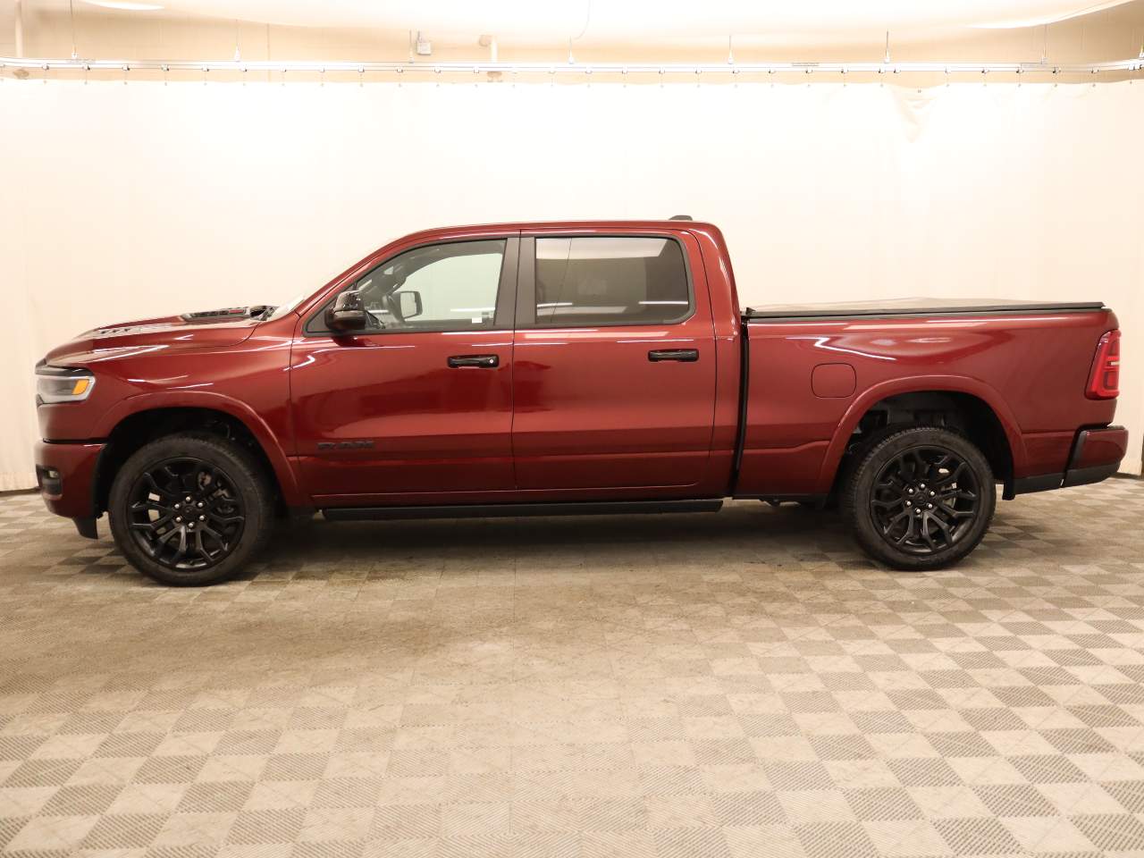 2025 Ram 1500 Limited Crew Cab