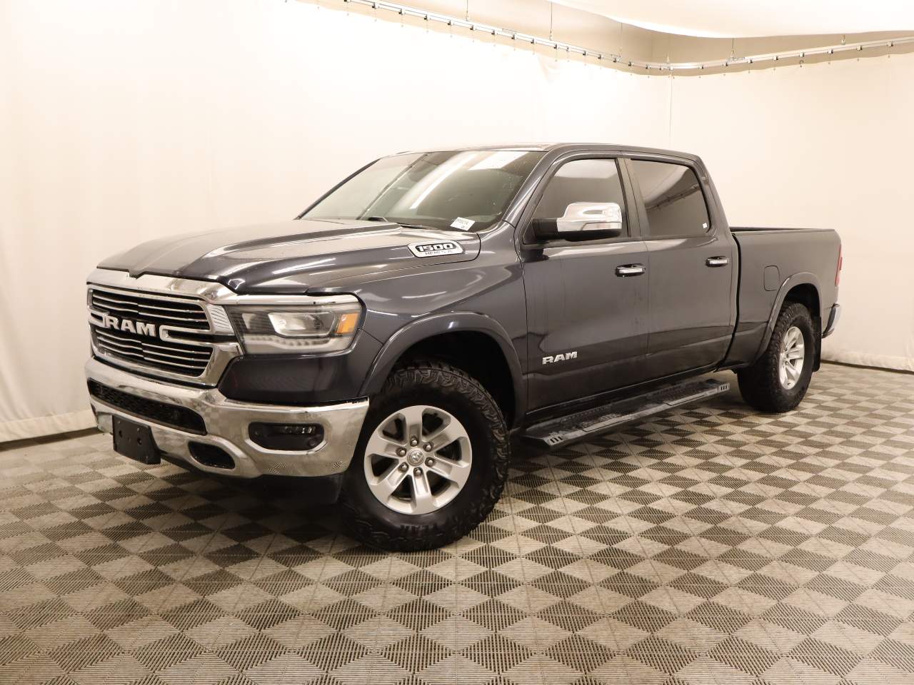2019 Ram 1500 Laramie Crew Cab