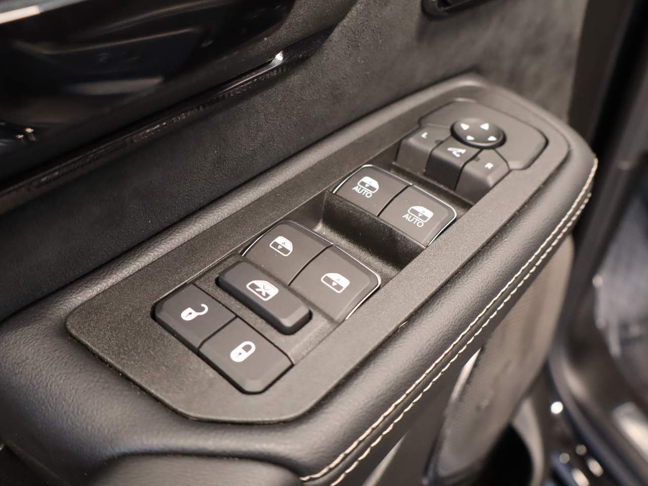 2025 RAM 1500 RHO - Photo 31