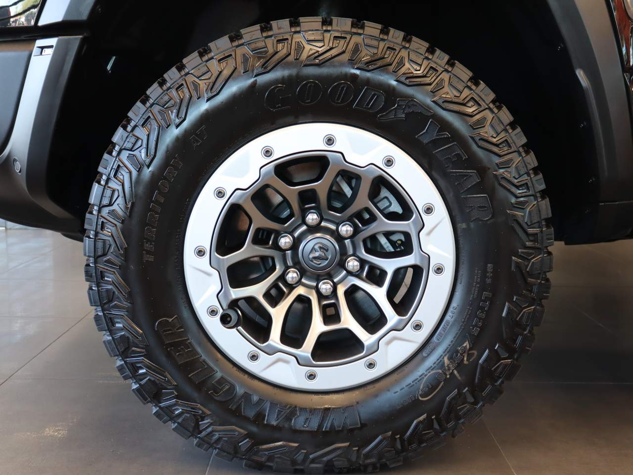 2025 RAM 1500 RHO - Photo 13