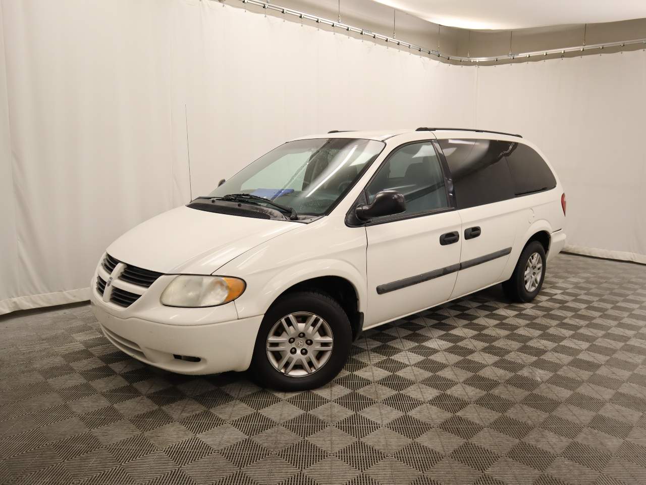 2005 Dodge Grand Caravan SE