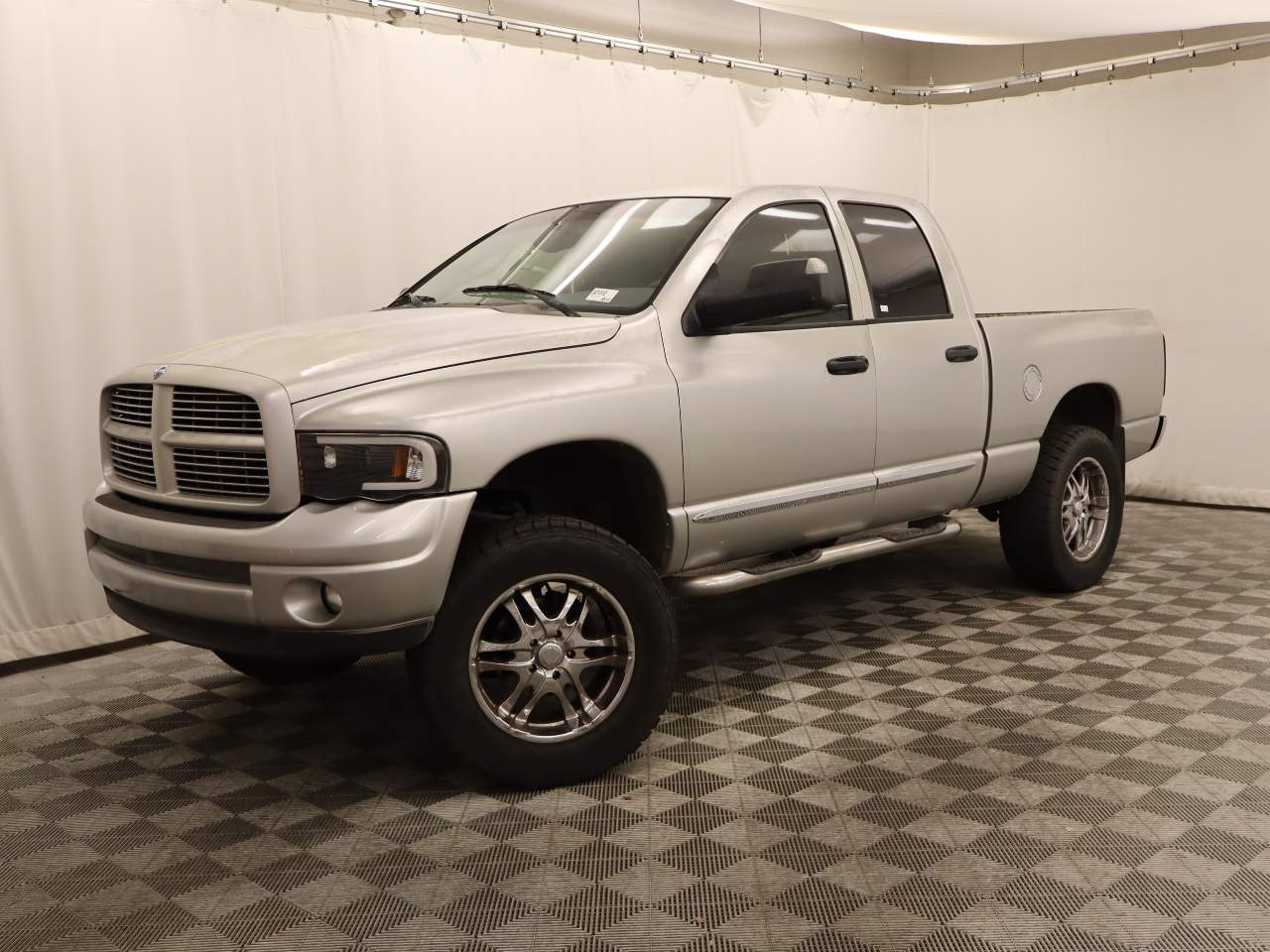 2004 Dodge Ram 1500 SLT Crew Cab