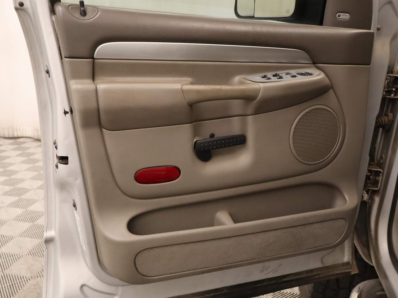 2004 Dodge Ram 1500 SLT Crew Cab