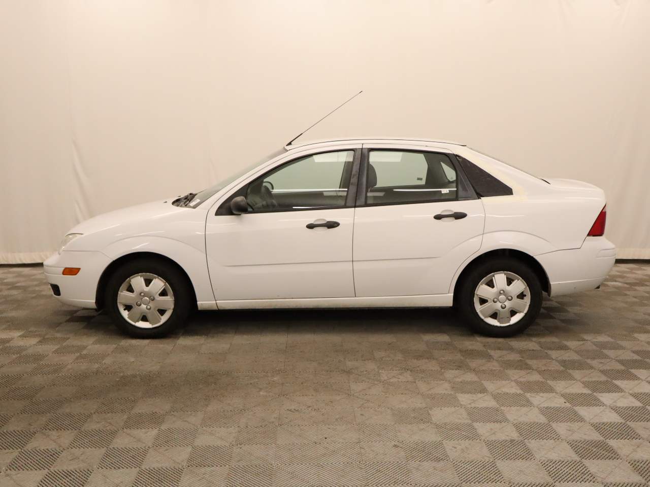 2007 Ford Focus ZX4 S