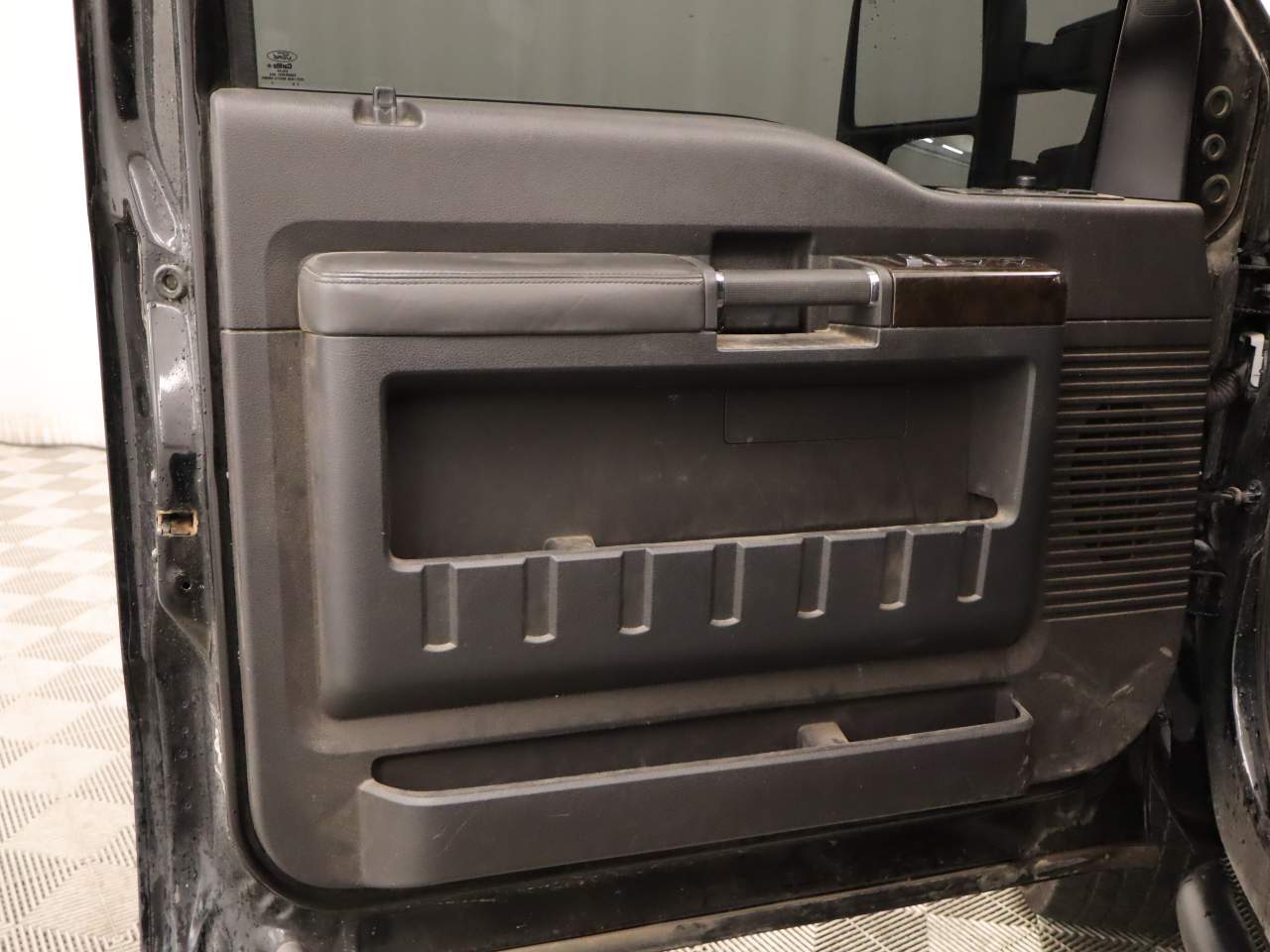 2016 Ford F-250 Super Duty Lariat Crew Cab