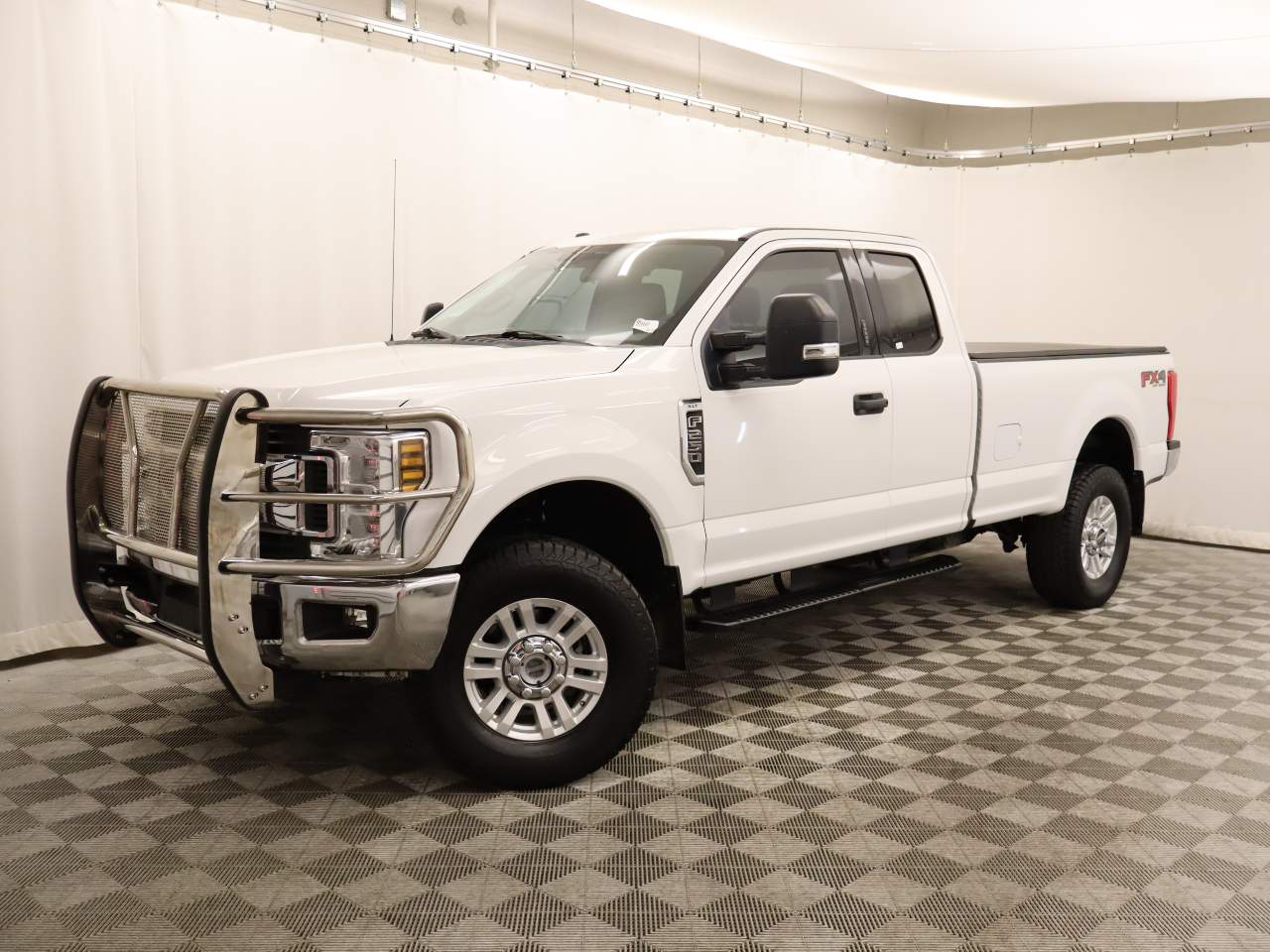 2019 Ford F-250 Super Duty XLT Extended Cab