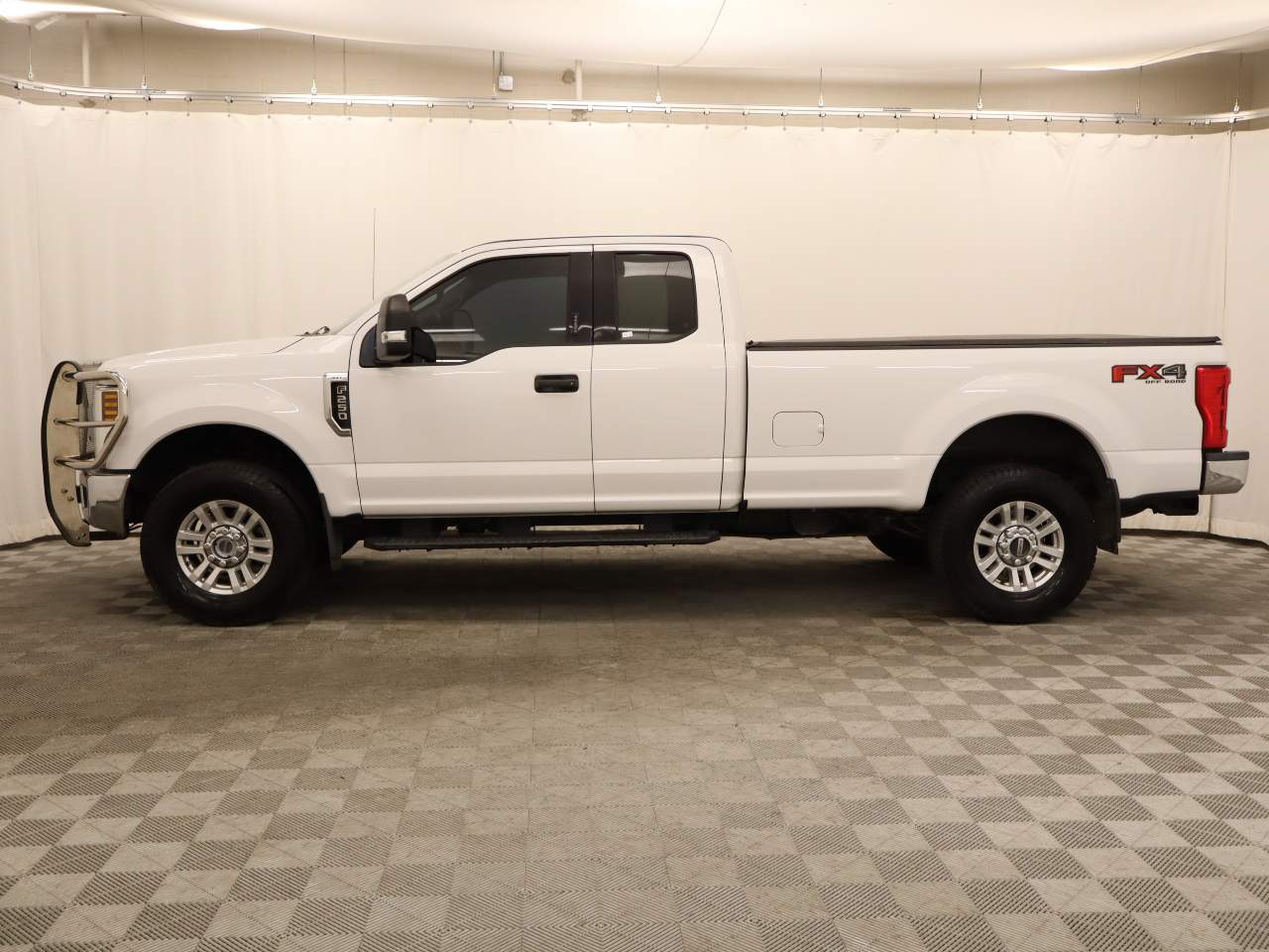 2019 Ford F-250 Super Duty XLT Extended Cab