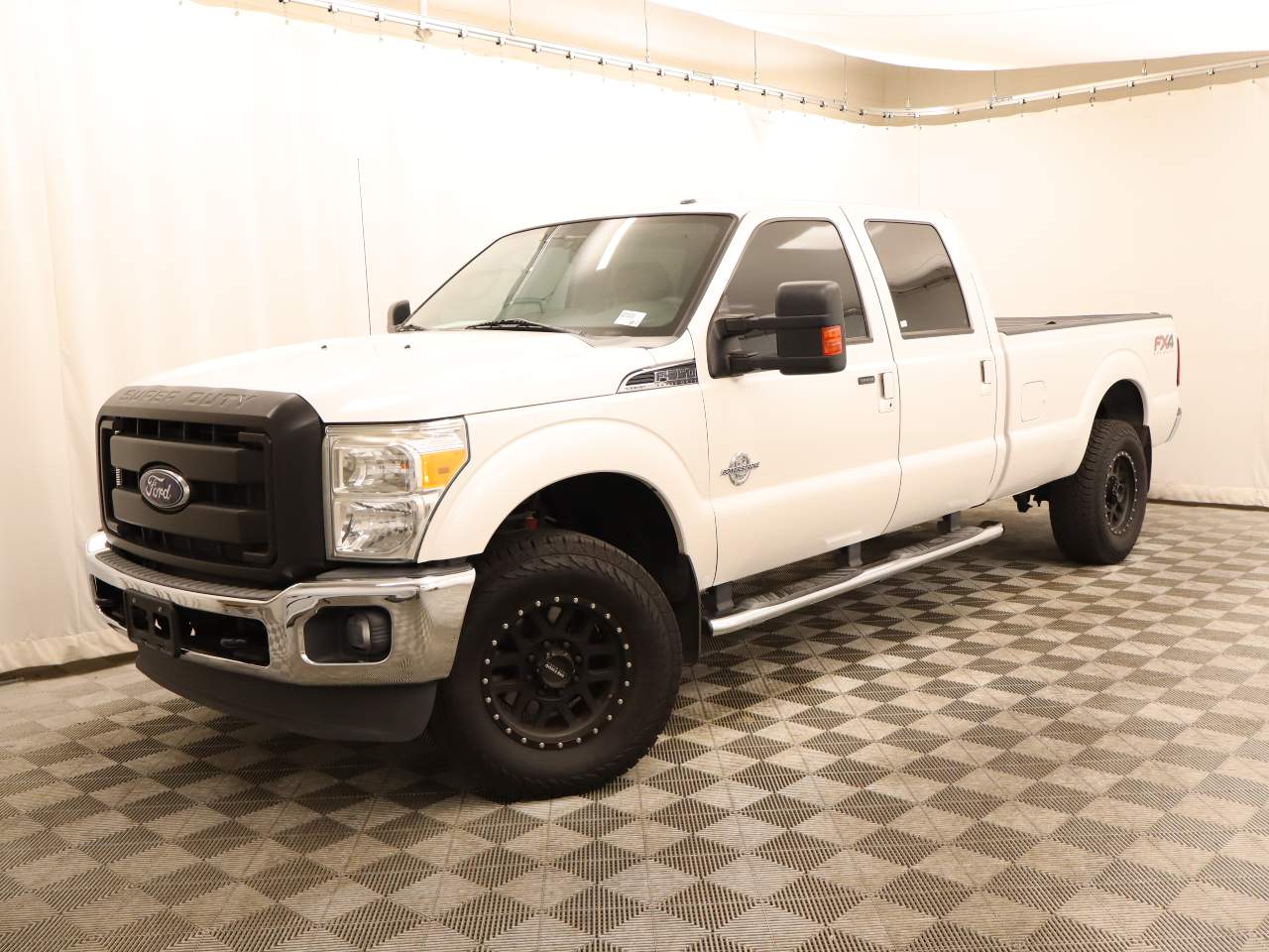 2013 Ford F-350 Super Duty Lariat Crew Cab