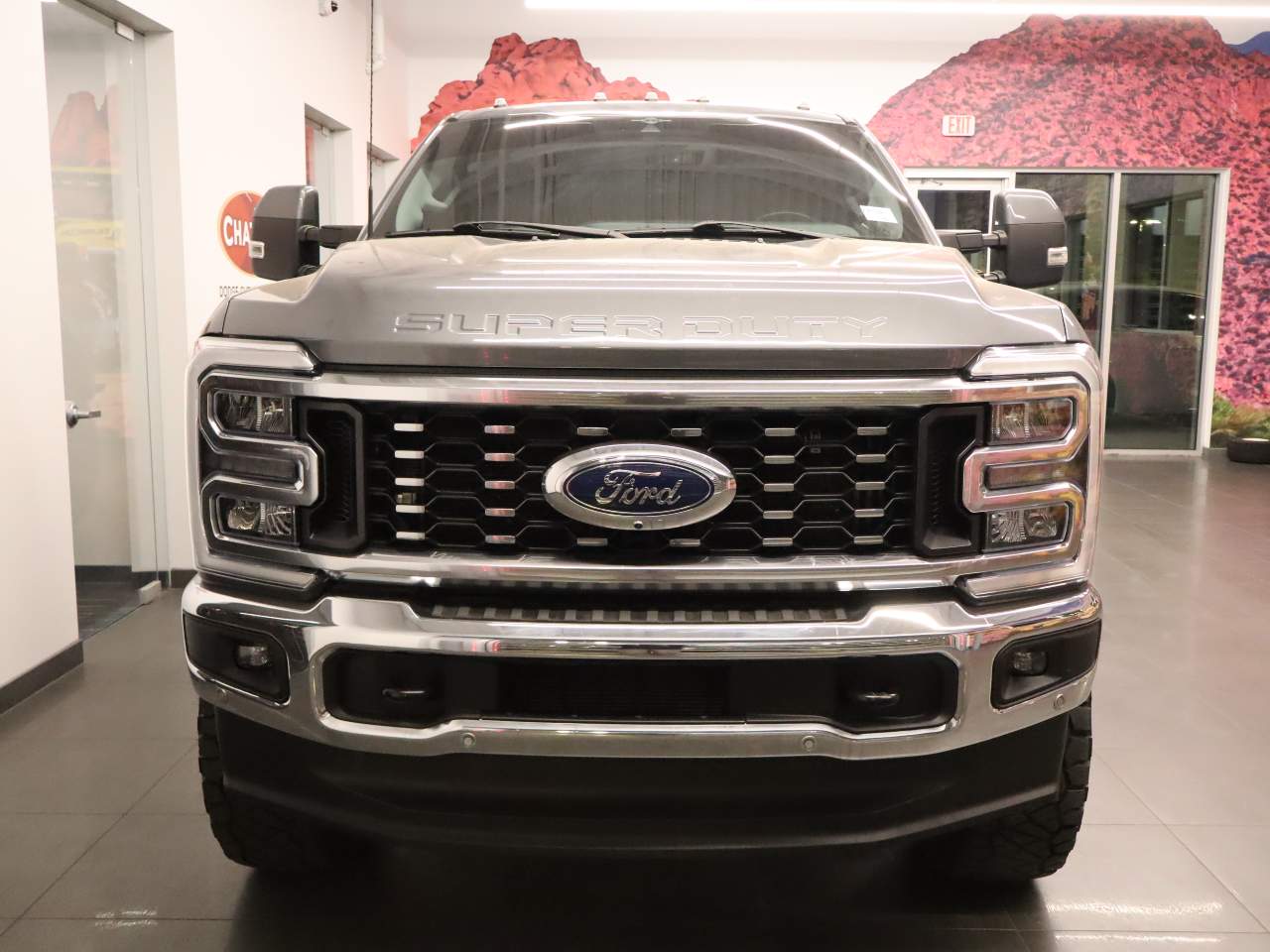 2023 Ford F-350 Super Duty Lariat Crew Cab