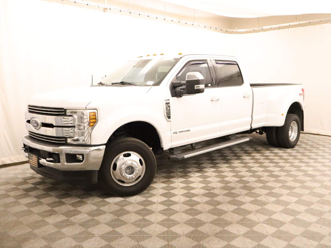 2018 Ford F-350 Super Duty Lariat Crew Cab