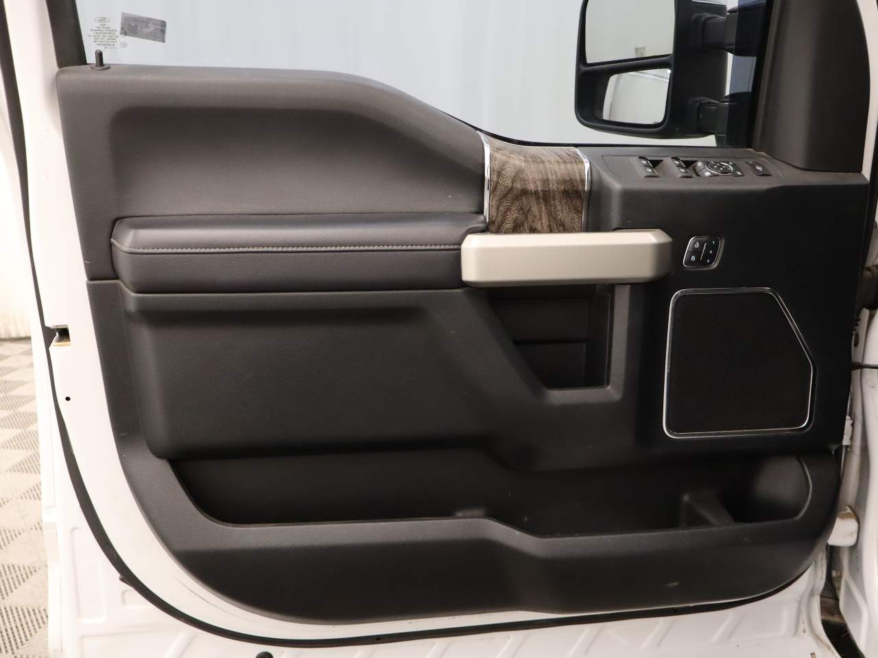 2018 Ford F-350 Super Duty Lariat Crew Cab