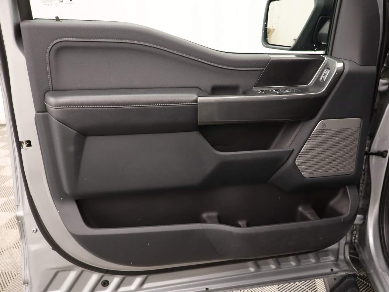 2022 Ford F-150 XLT Crew Cab