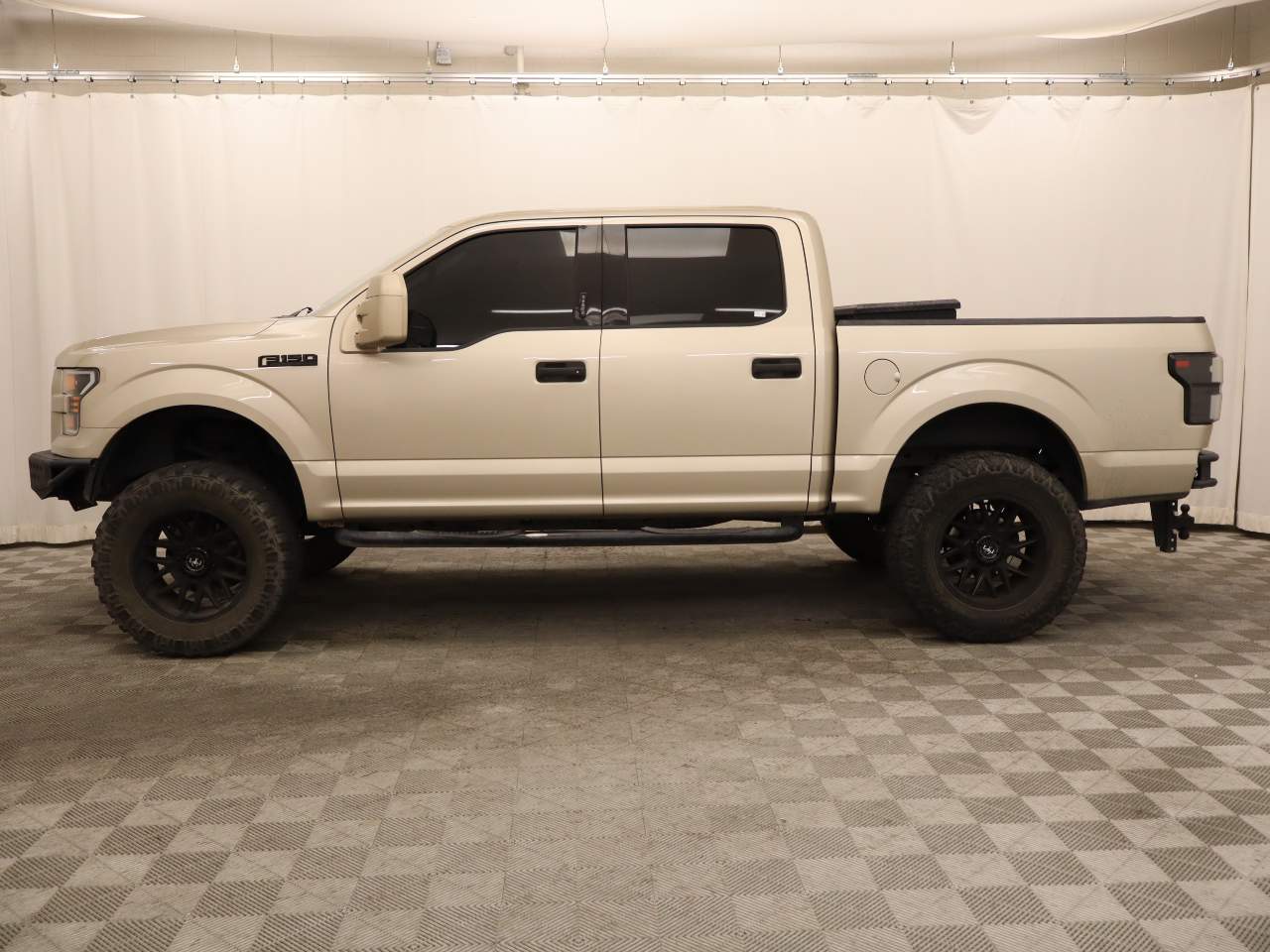 2017 Ford F-150 XLT Crew Cab