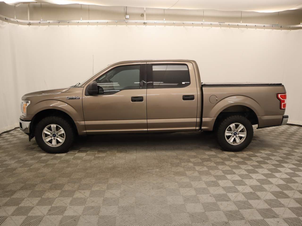 2018 Ford F-150 XLT Crew Cab