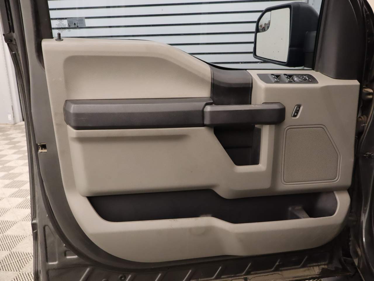 2019 Ford F-150 XL Crew Cab