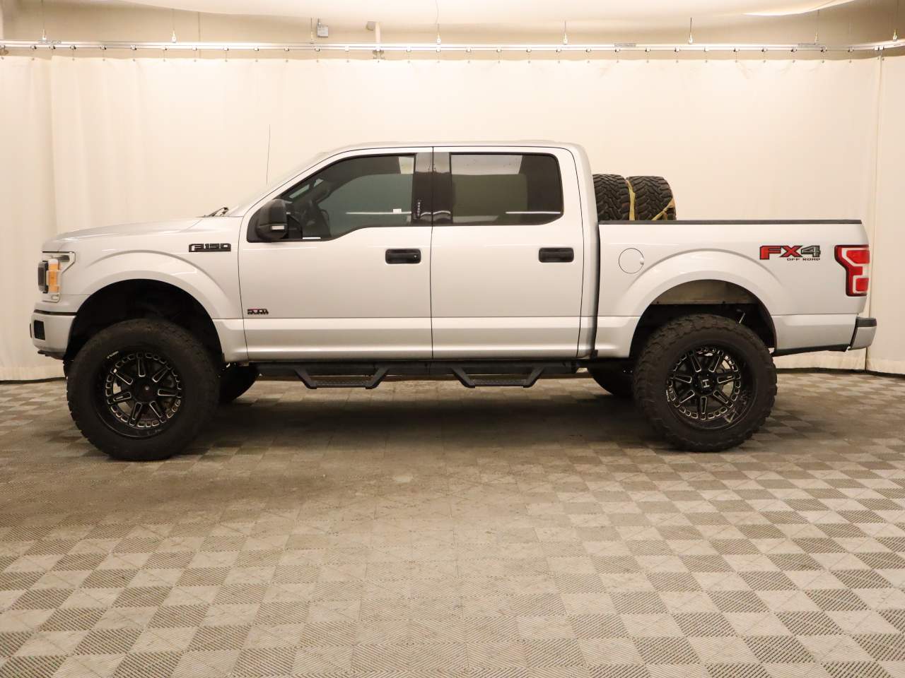 2019 Ford F-150 XLT Crew Cab