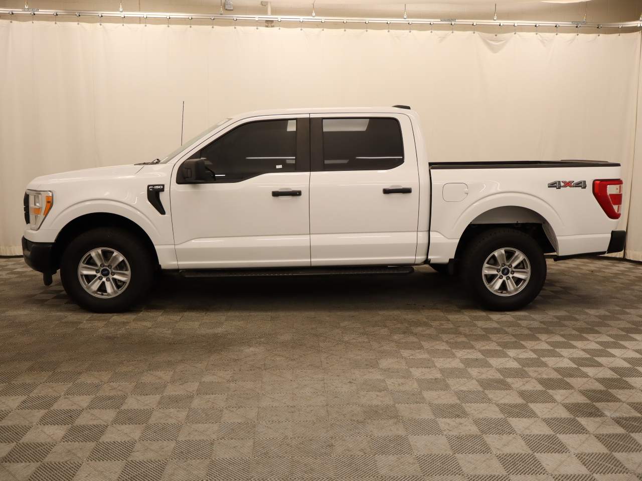 2021 Ford F-150 XL Crew Cab