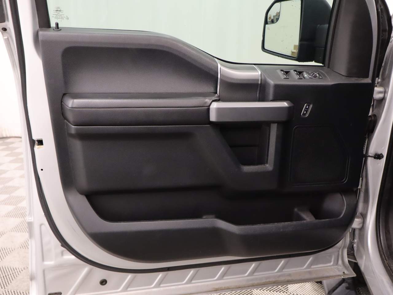 2016 Ford F-150 XLT Crew Cab