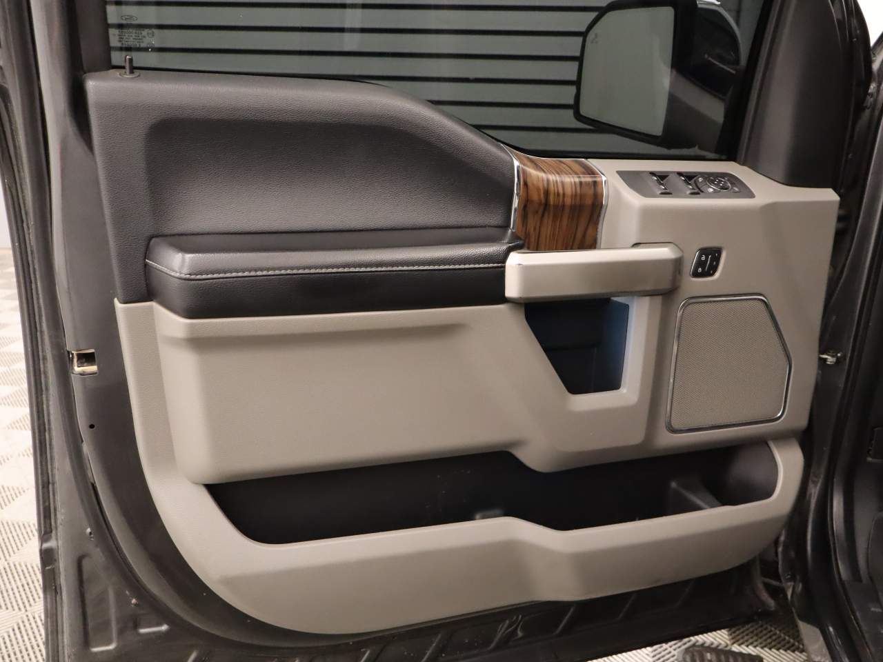 2018 Ford F-150 Lariat Crew Cab