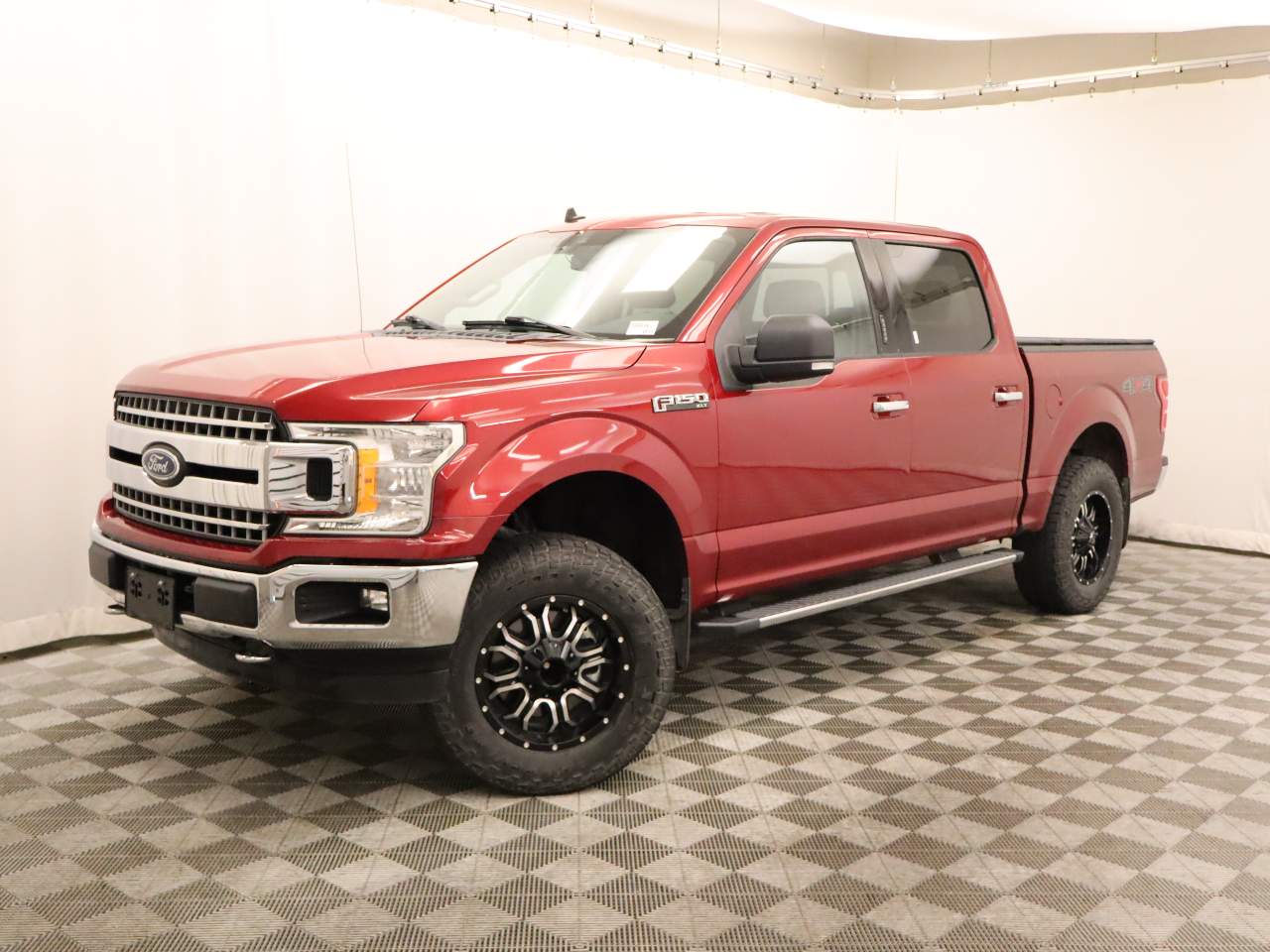 2019 Ford F-150 XLT Crew Cab