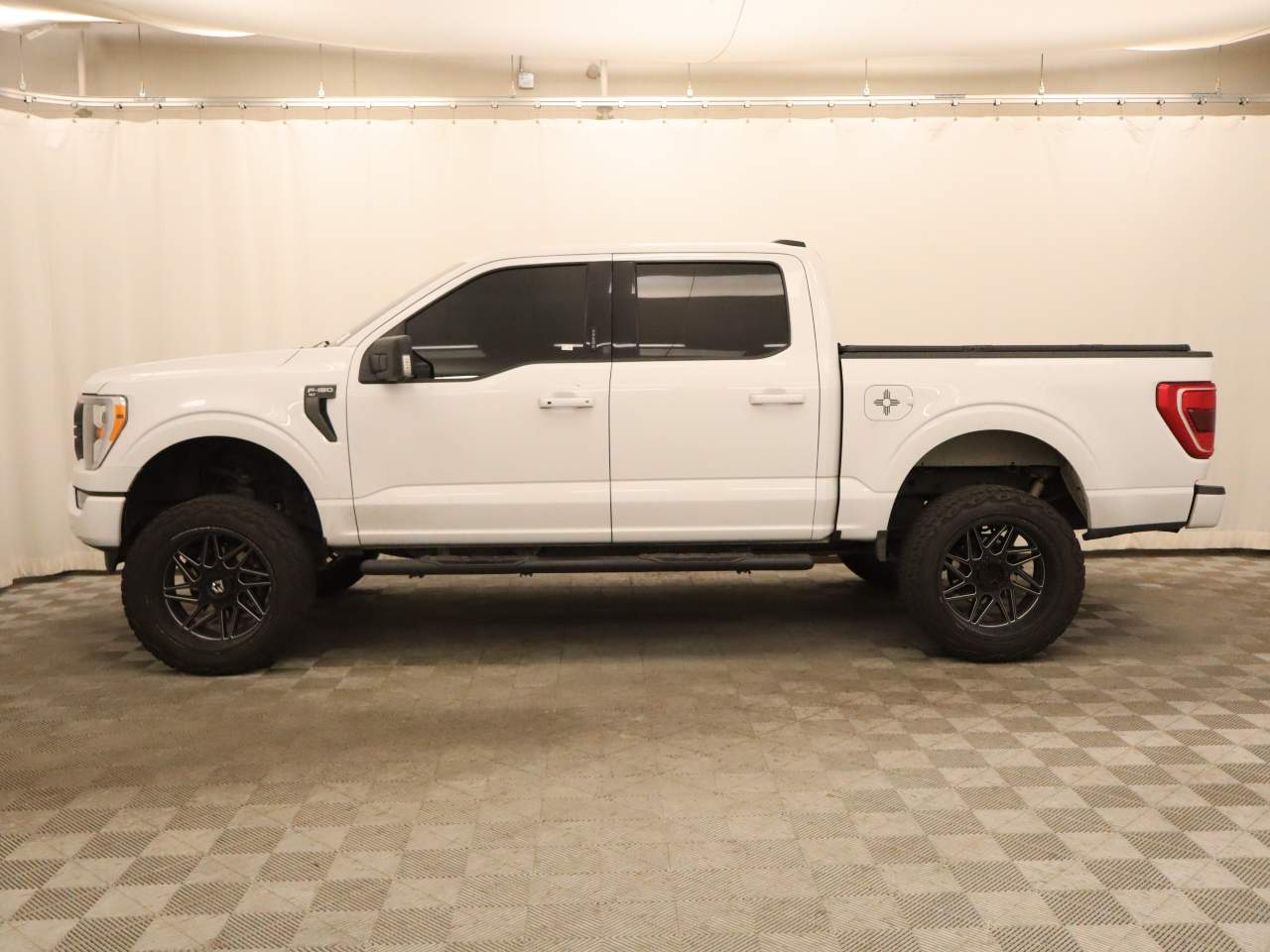 2021 Ford F-150 XLT Crew Cab