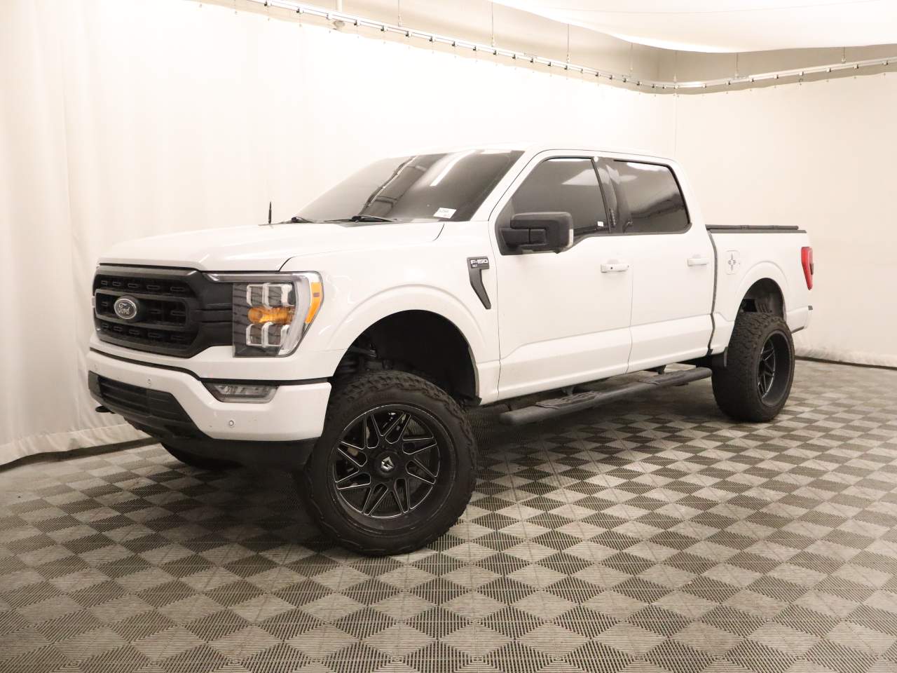 2021 Ford F-150 XLT Crew Cab
