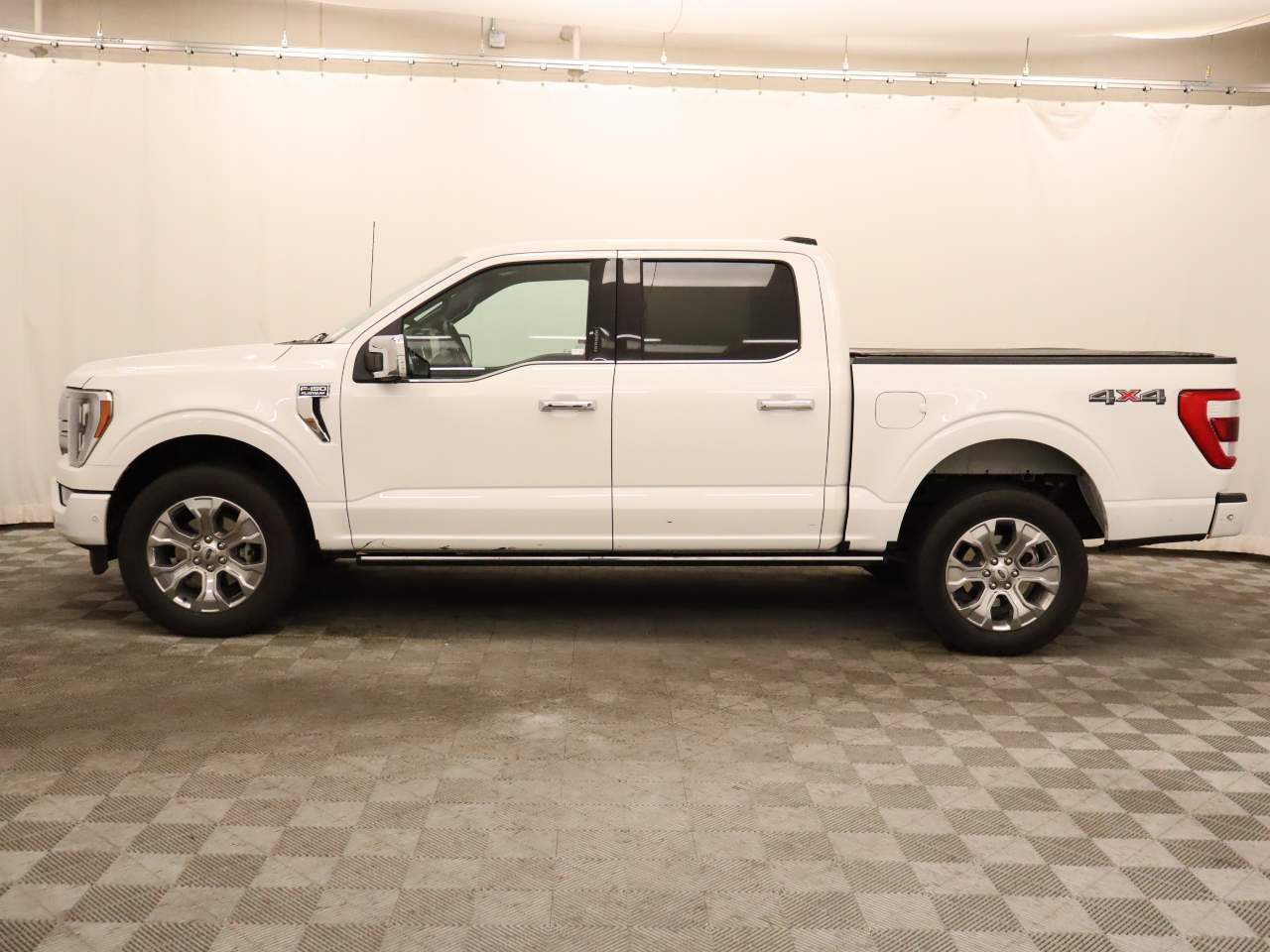 2023 Ford F-150 Platinum Crew Cab