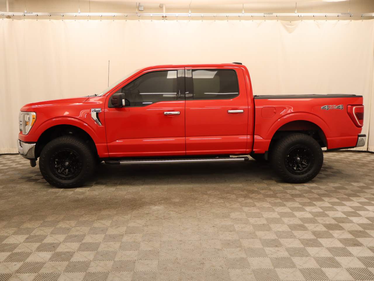 2021 Ford F-150 XLT Crew Cab