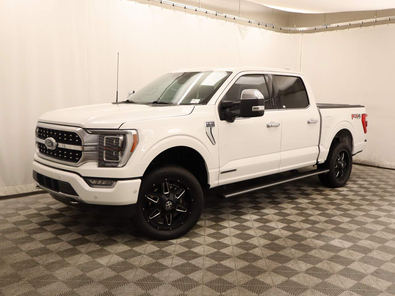 2022 Ford F-150 Platinum Crew Cab