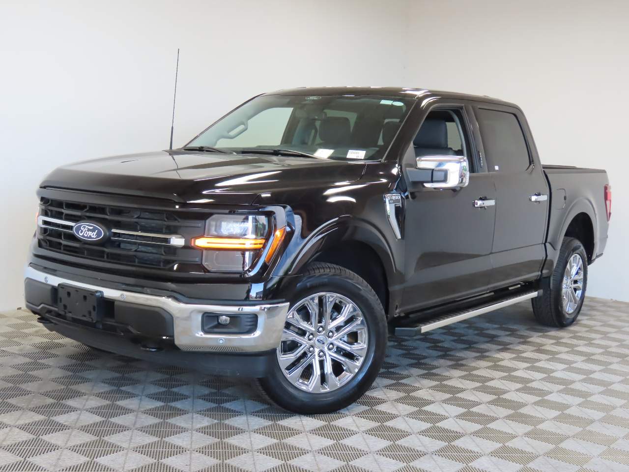 2024 Ford F-150 XLT Crew Cab