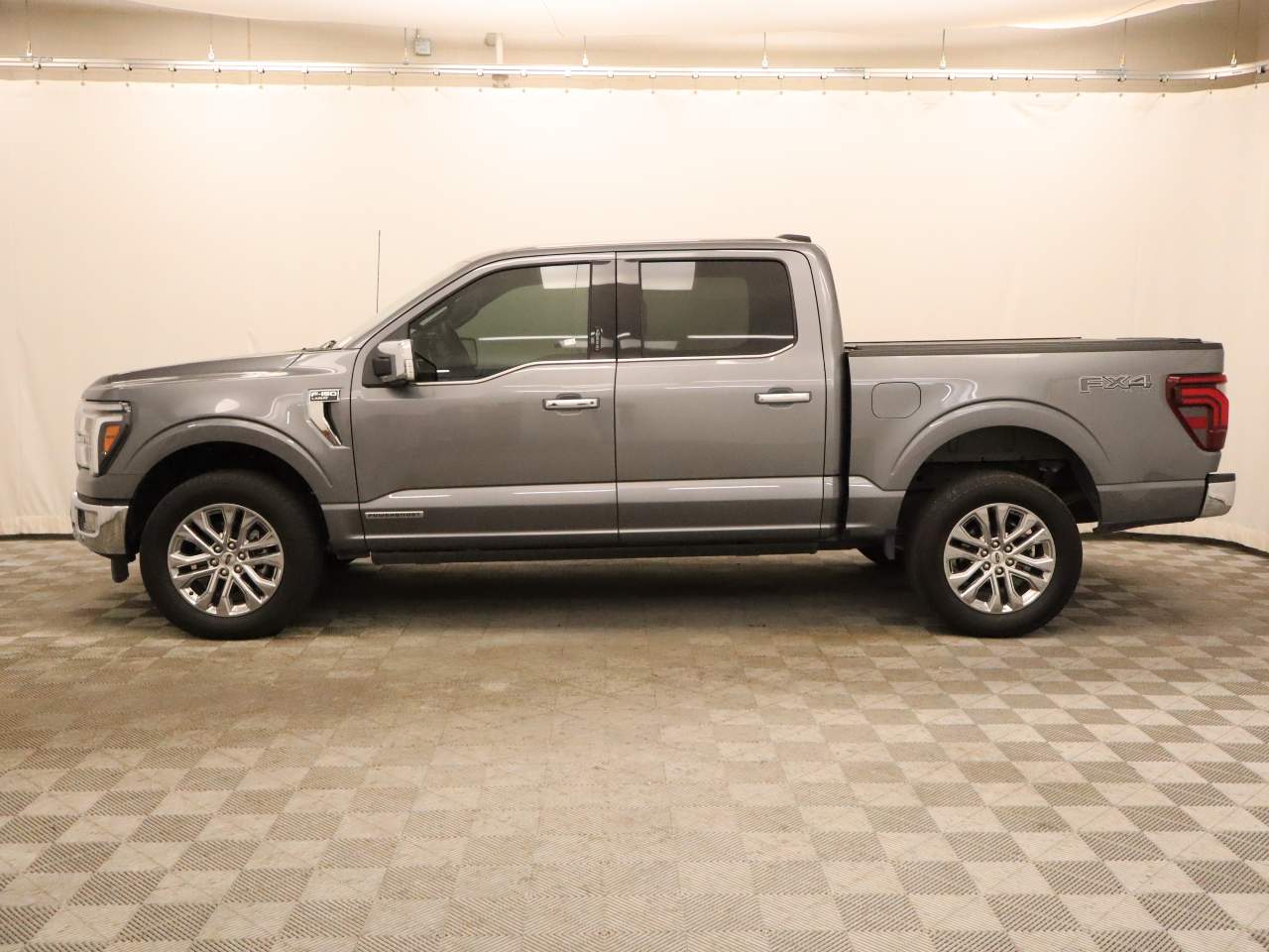 2024 Ford F-150 Lariat Crew Cab