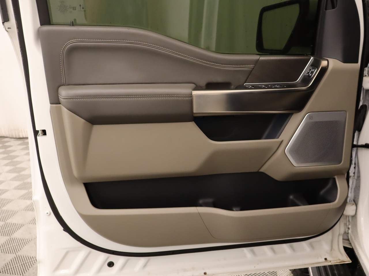 2024 Ford F-150 Platinum Crew Cab