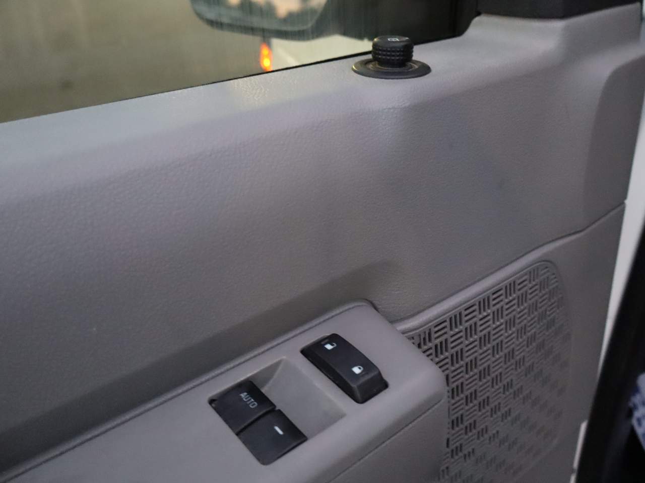 2014 Ford E-Series E-150