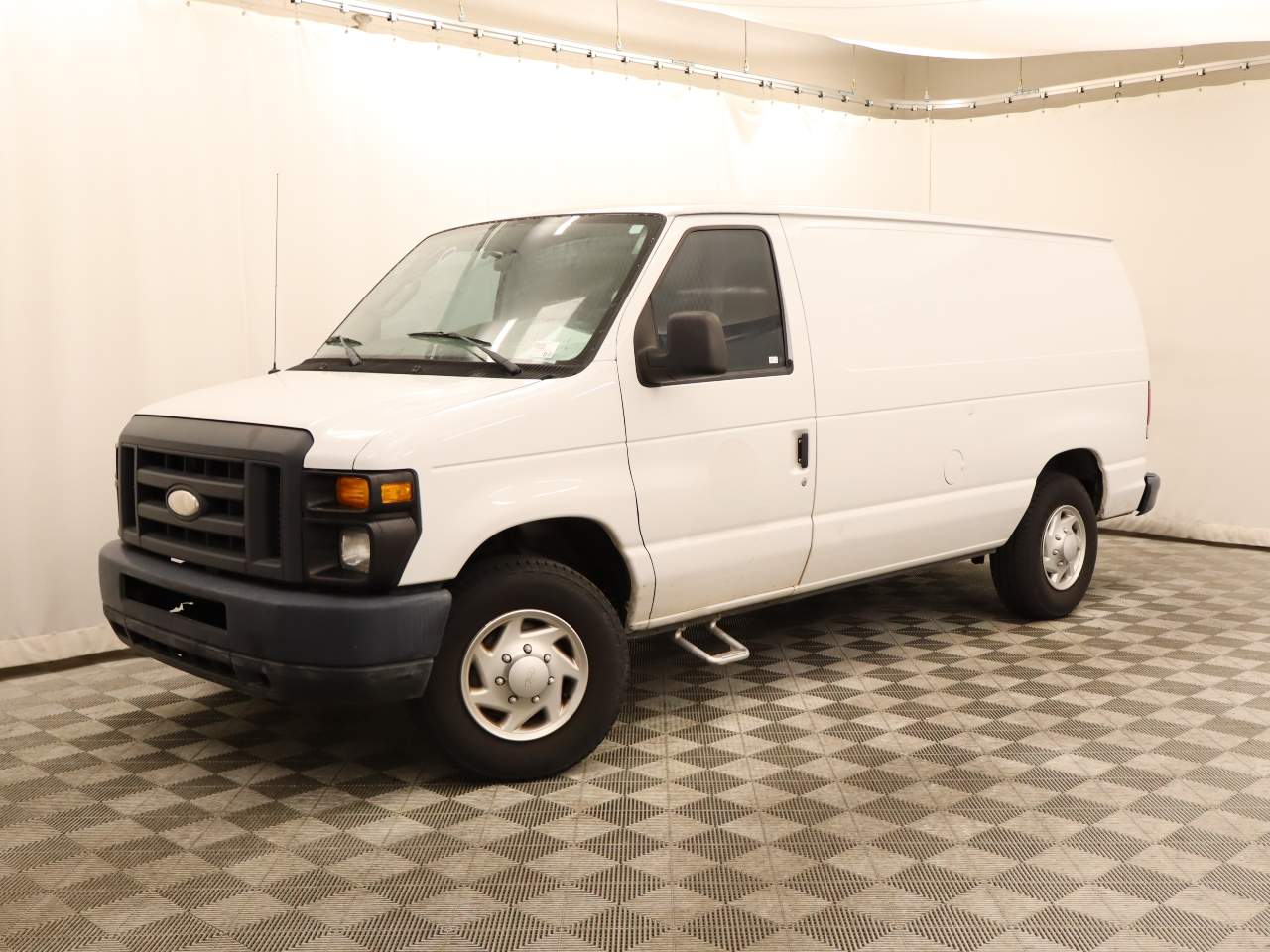 2014 Ford E-Series E-150