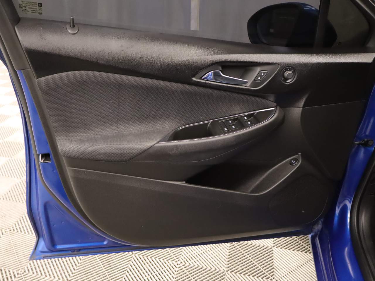 2018 Chevrolet Cruze LT Auto