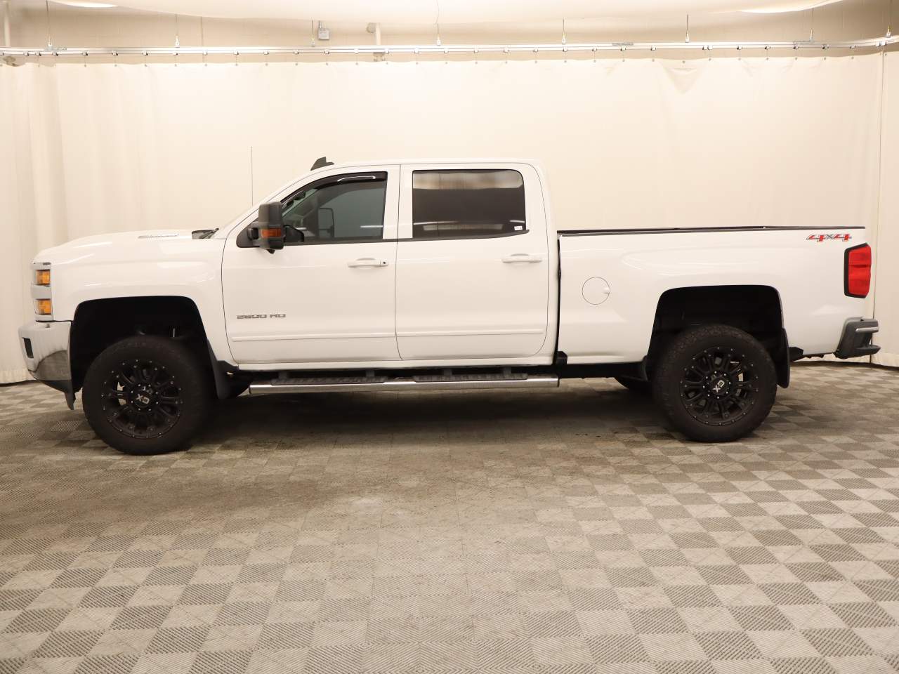 2017 Chevrolet Silverado 2500HD LT Crew Cab