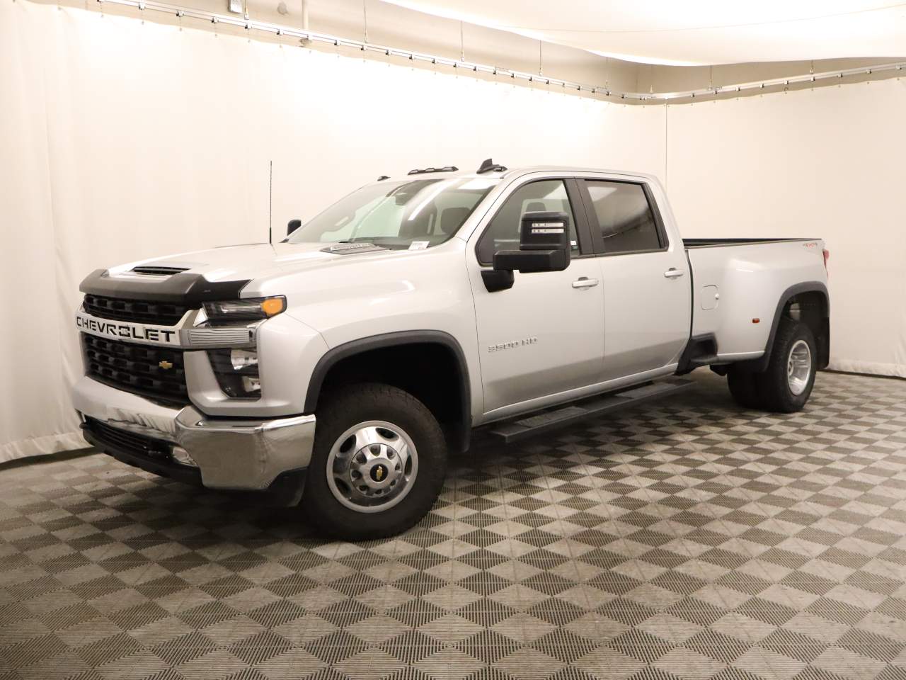 2022 Chevrolet Silverado 3500HD LT Crew Cab