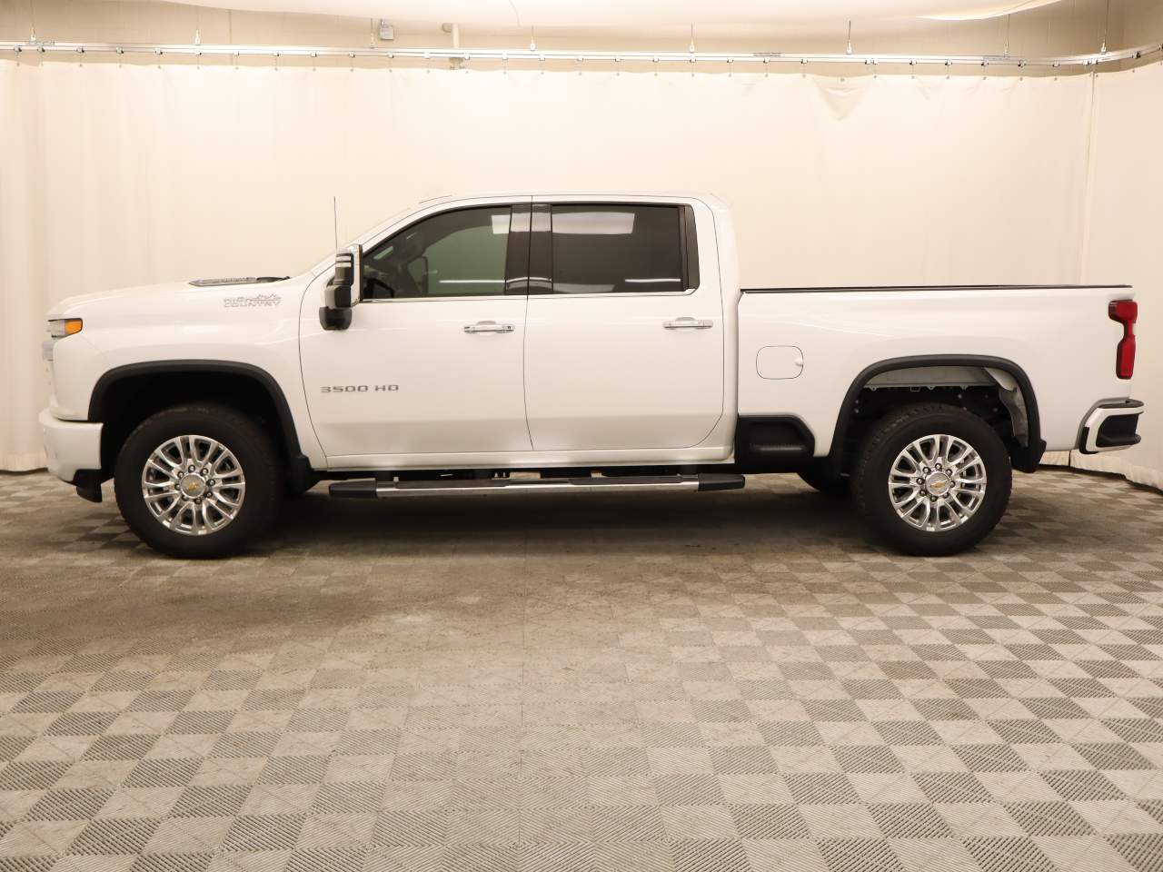 2022 Chevrolet Silverado 3500HD High Country Crew Cab