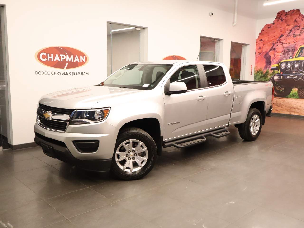 Silver Ice Metallic 2015 Chevrolet Colorado LT Crew Cab 4WD Pickup Truck Four-Wheel Drive 6-Speed Automatic
