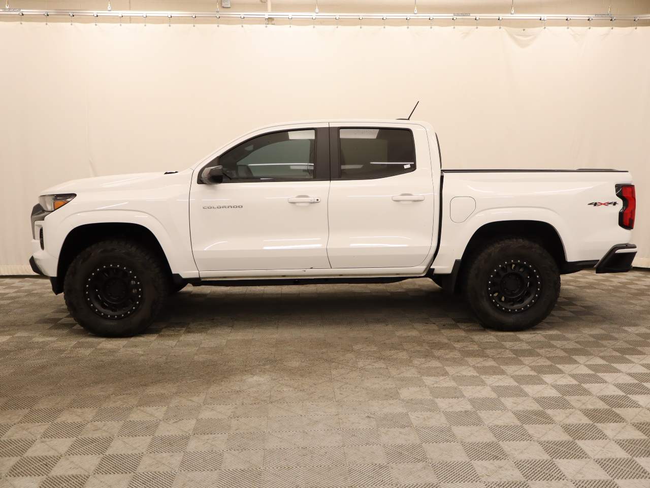 2024 Chevrolet Colorado LT Crew Cab