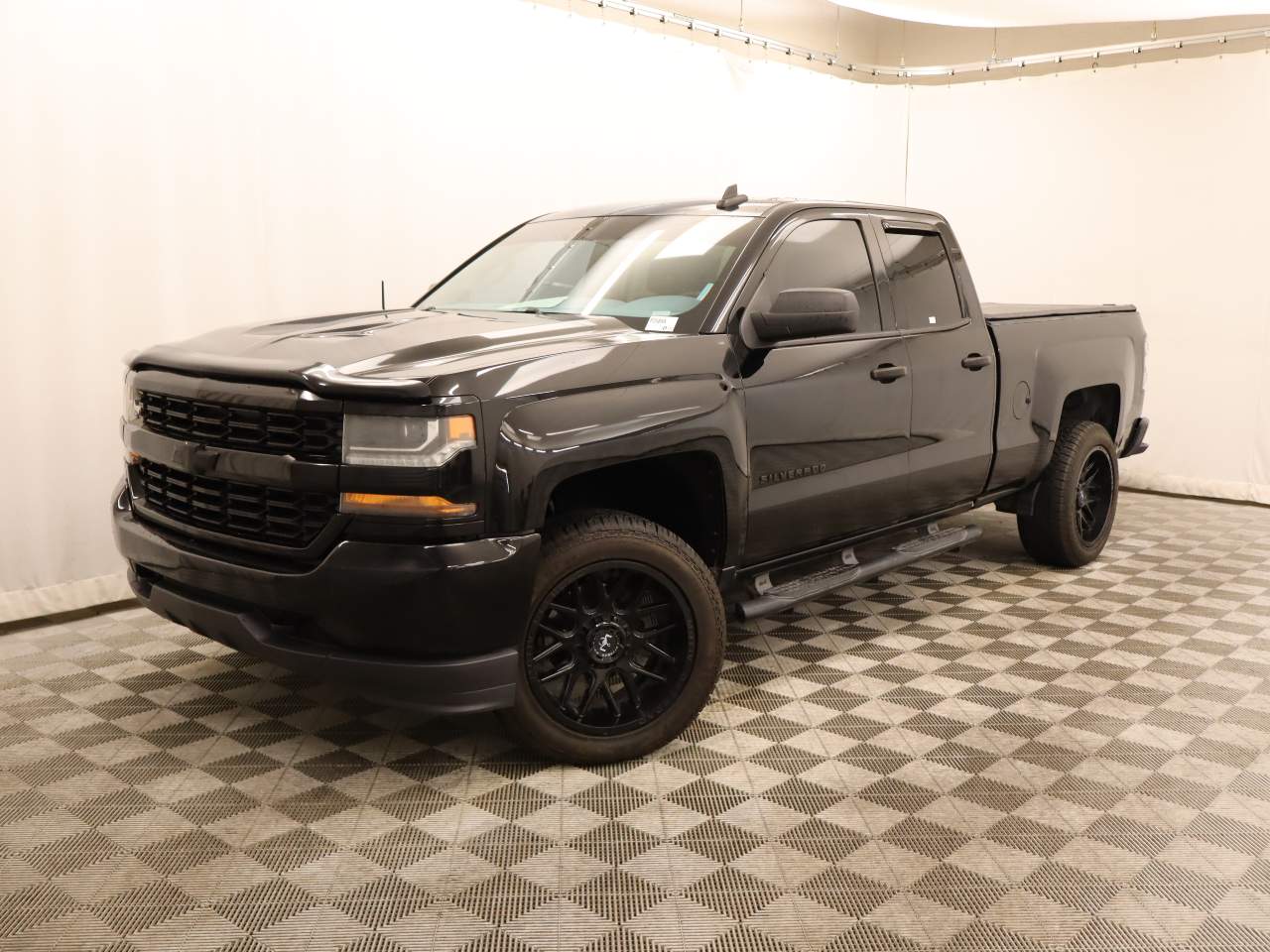 2018 Chevrolet Silverado 1500 Custom Extended Cab