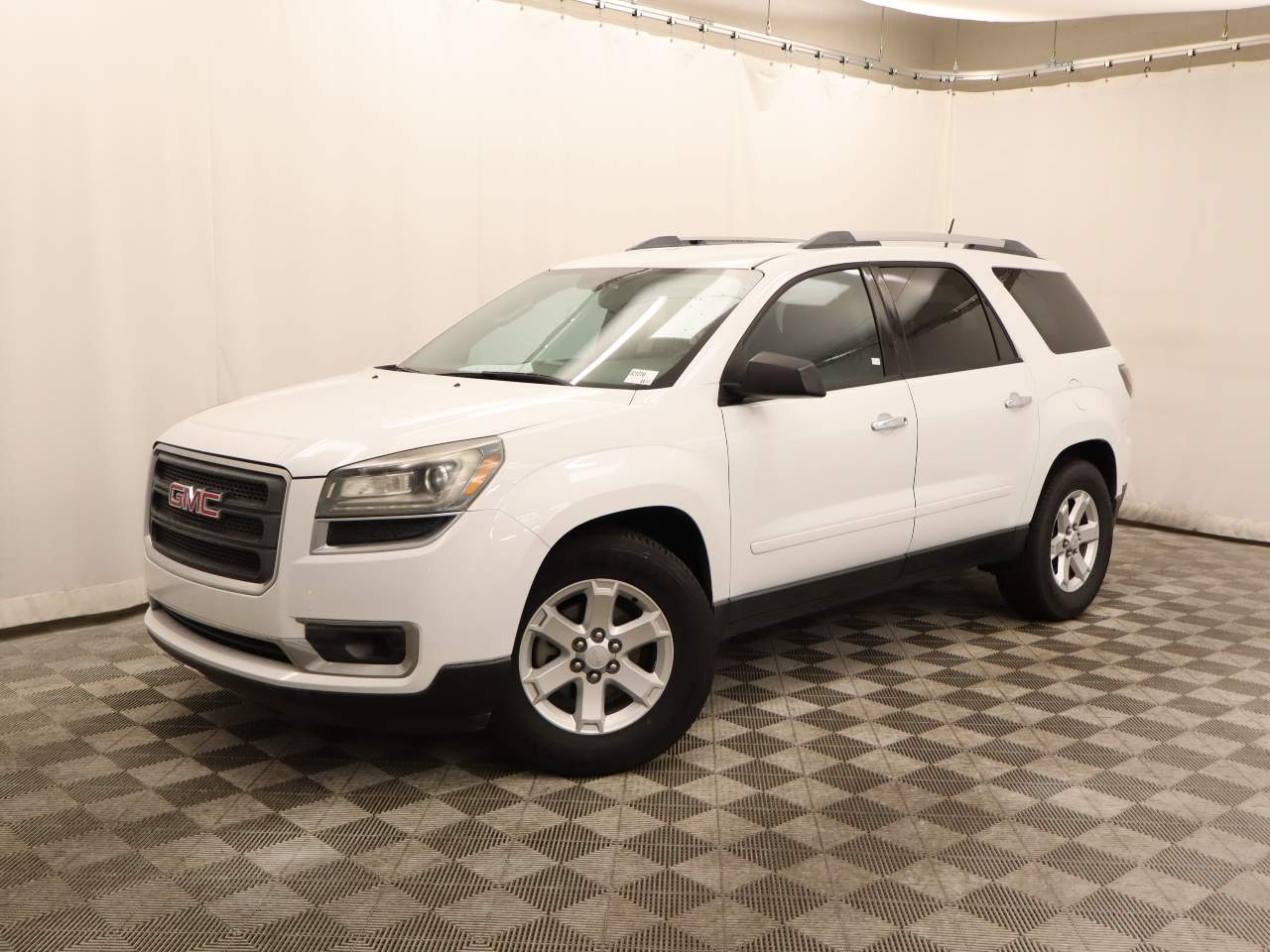 2016 GMC Acadia SLE-2